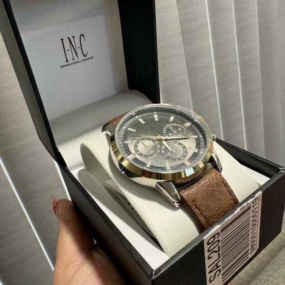 SOLD🌸💐 INC INTERNATIONAL CONCEPTS classic watch - Picture 5 of 9